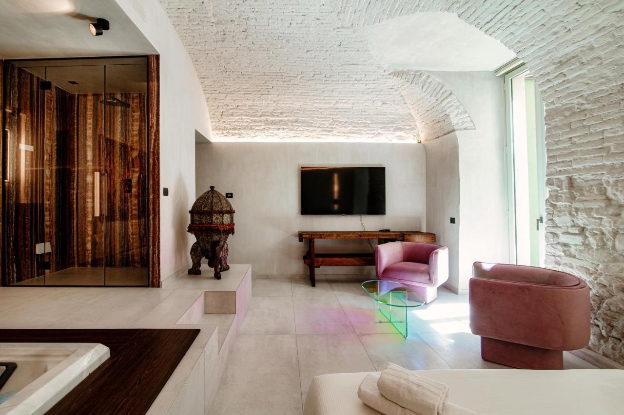 Suites Lorodellago Como - The House Of Travelers Exterior photo