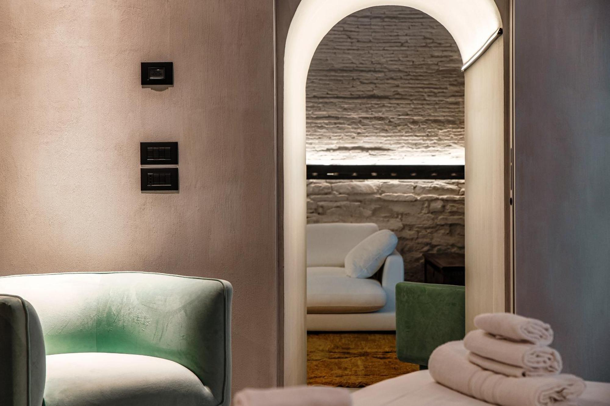 Suites Lorodellago Como - The House Of Travelers Exterior photo