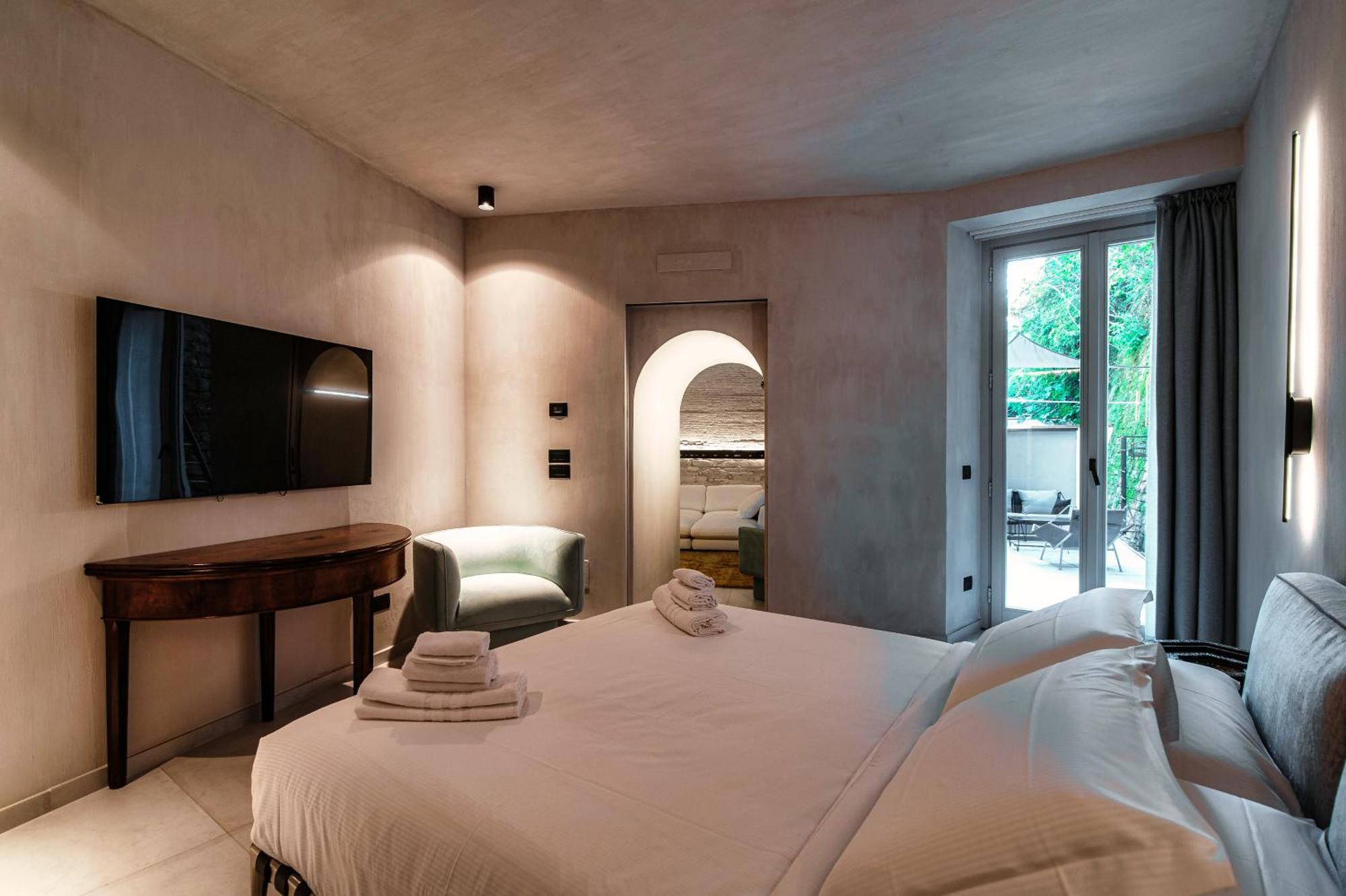 Suites Lorodellago Como - The House Of Travelers Exterior photo